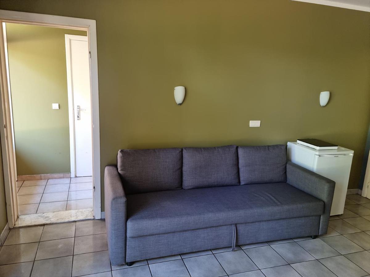 Logies Waasland Hotel Синт-Никлас Екстериор снимка